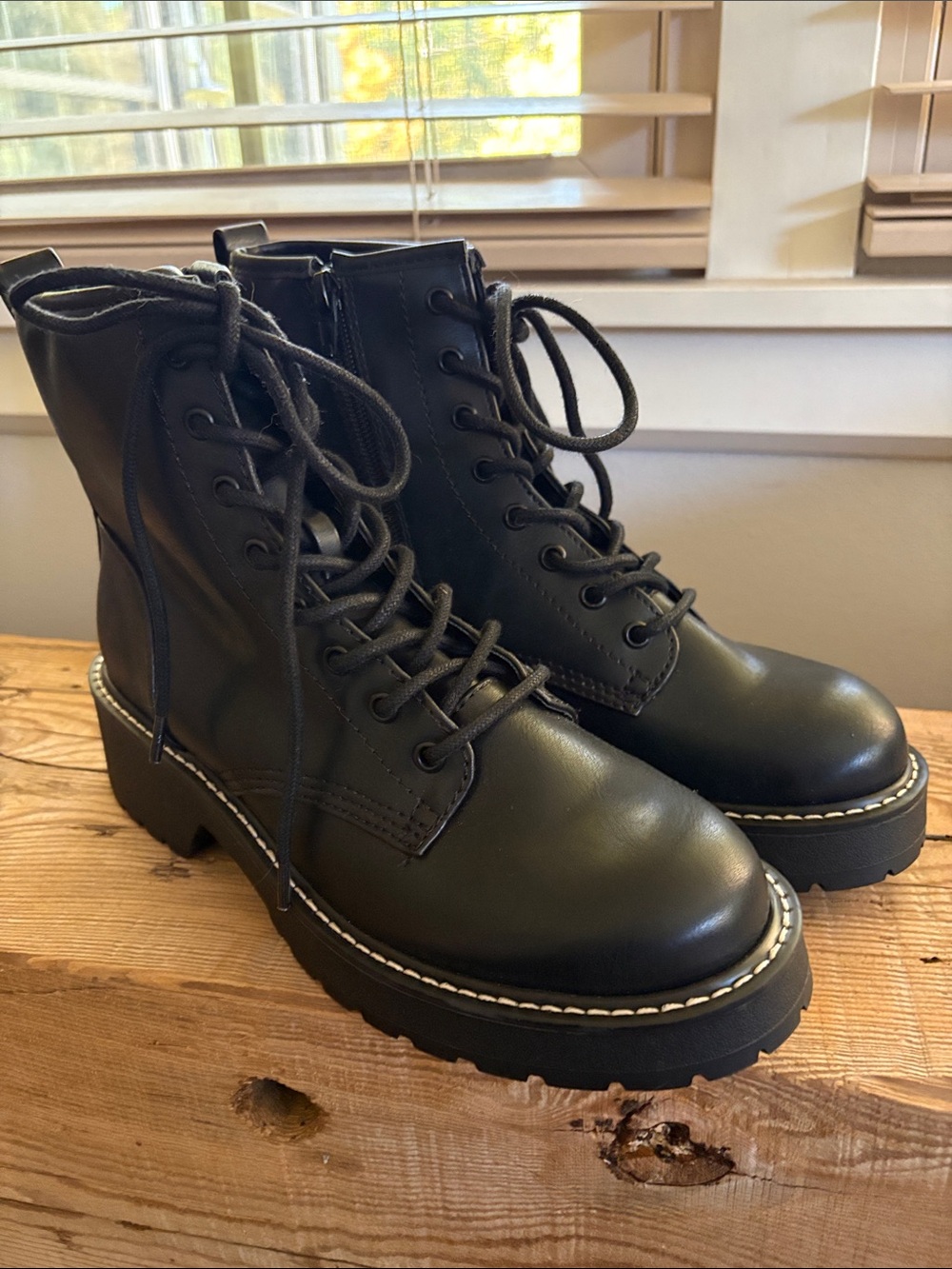 Madden Girl Kurrt Black Combat Boots Women's Lace Up Punk Goth School, Size 8